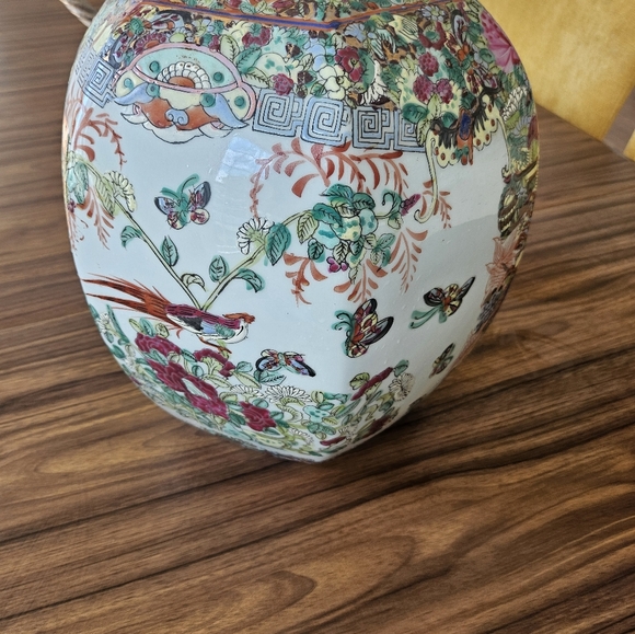 Large Vintage Chinese Rose Medallion Canton Porcelain Ginger Jar Vase - Picture 11 of 15